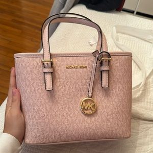Michael kors pink tote bag